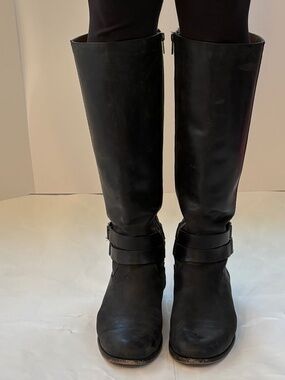 Black FRYE Women's leather boots